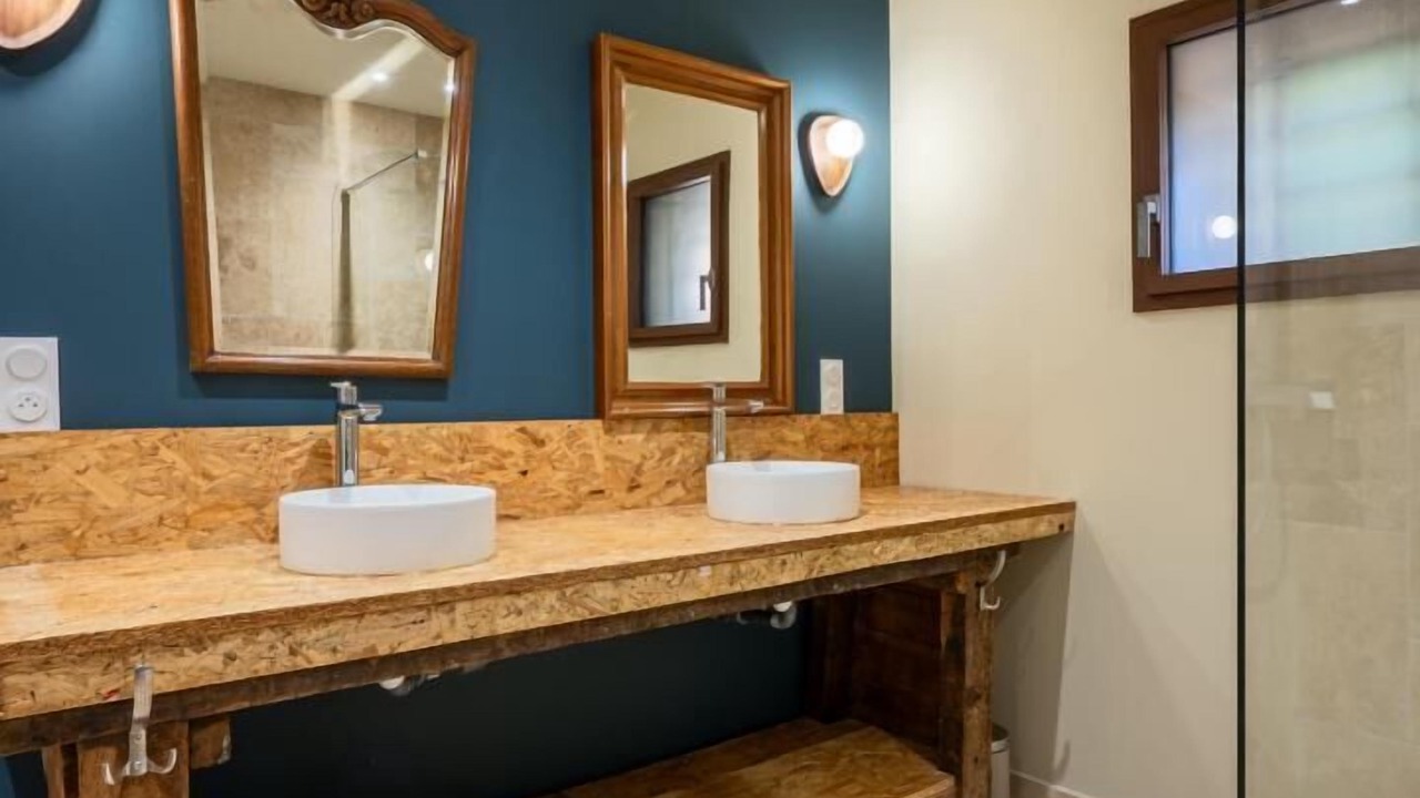 Photo of Bathroom in Rocroi