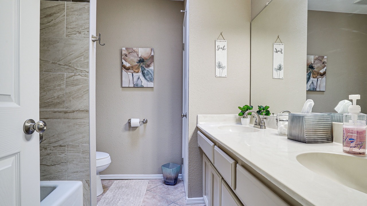 Photo of Bathroom in Northeast El Paso