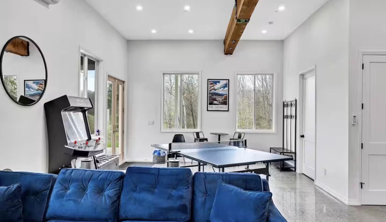Photo of Livingroom in East Durham