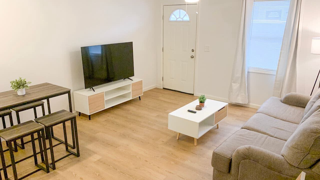 Photo of Livingroom in Starkville
