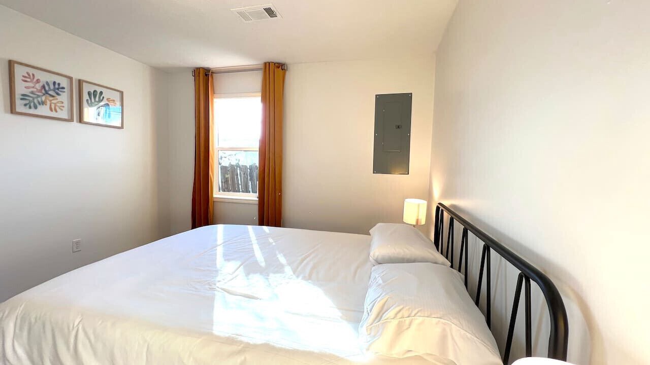 Photo of Bedroom in Starkville