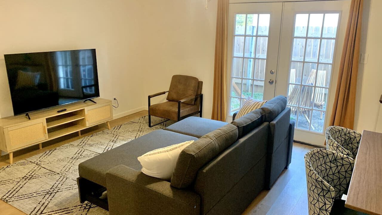 Photo of Livingroom in Starkville