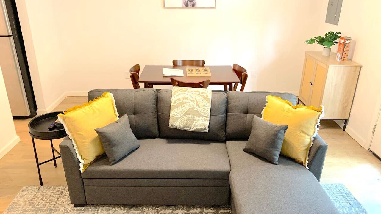 Photo of Livingroom in Starkville