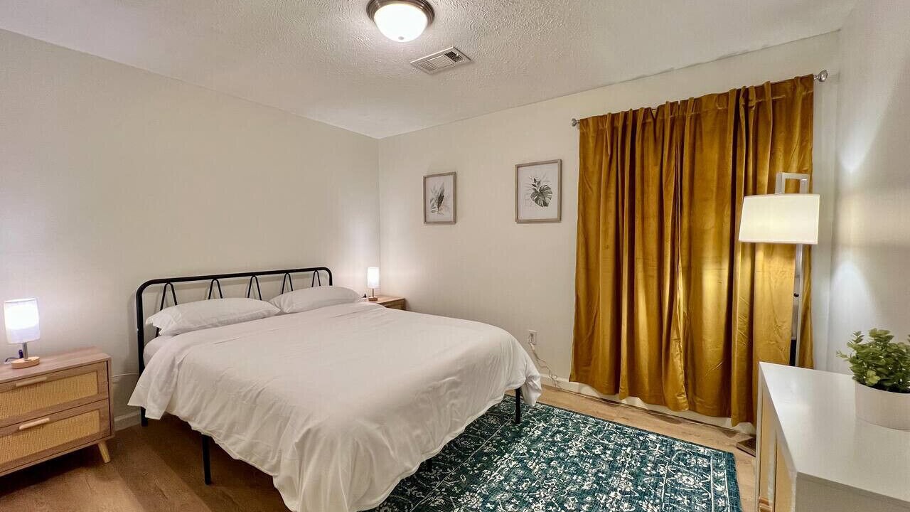 Photo of Bedroom in Starkville