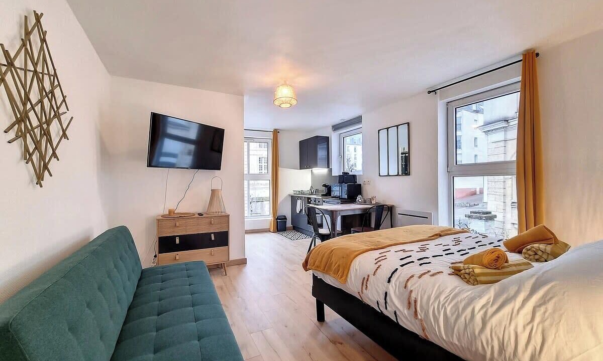 Photo of Bedroom in Quartier Pasteur