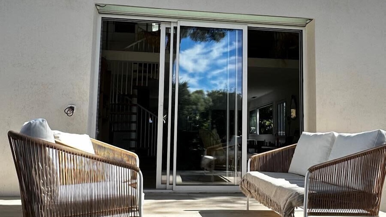 Photo of Patio Balcony in La Faviere