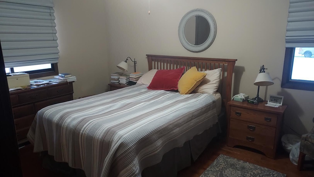 Photo of Bedroom in Mounds View