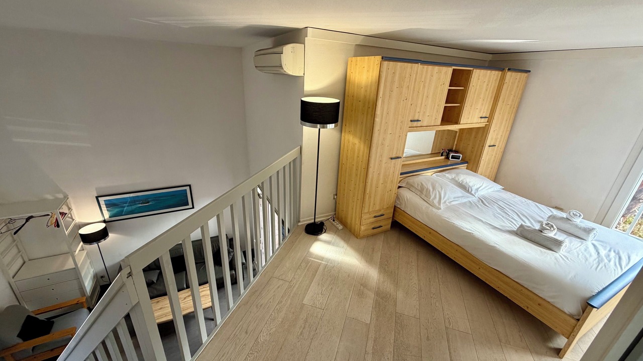 Photo of Bedroom in Cavaliere Beach