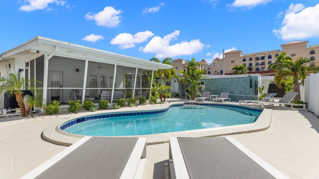 Photo of Outdoor in Dolphin Isles