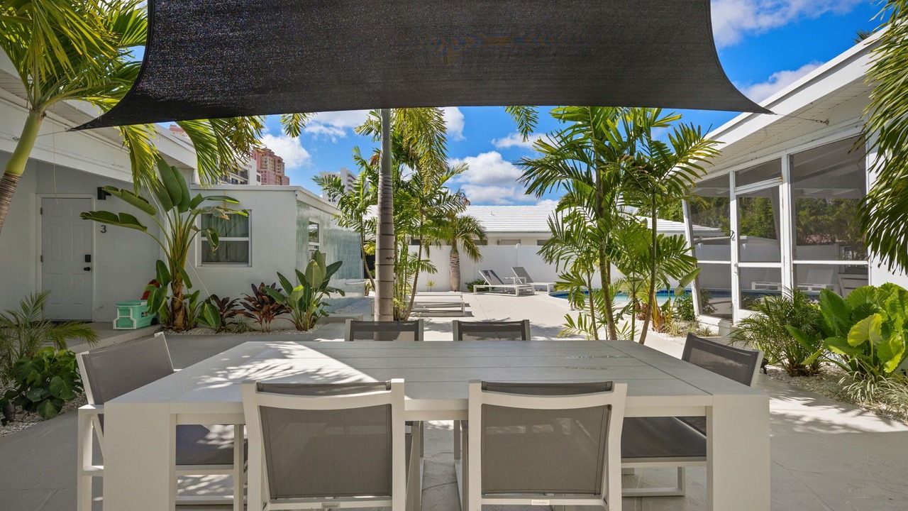 Photo of Outdoor in Dolphin Isles