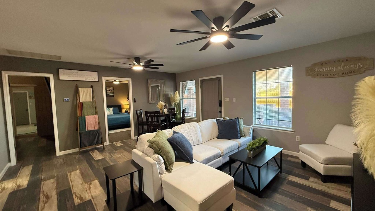 Photo of Livingroom in Lawton