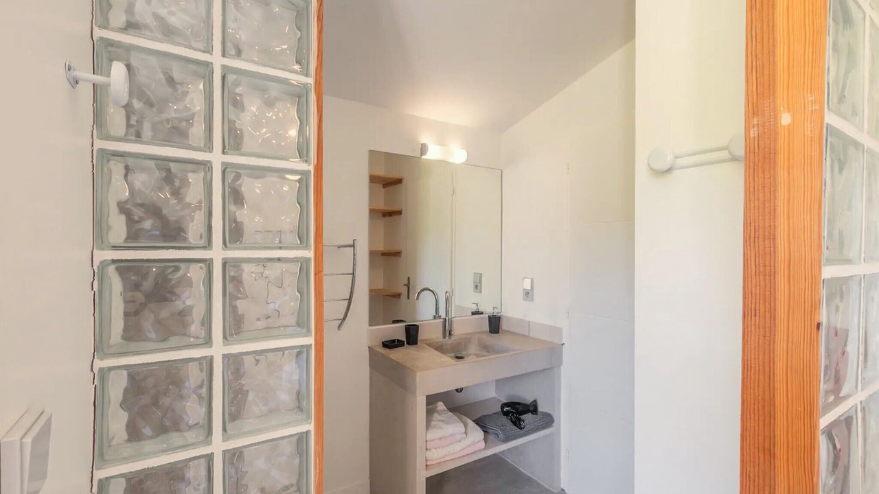 Photo of Bathroom in La Touche