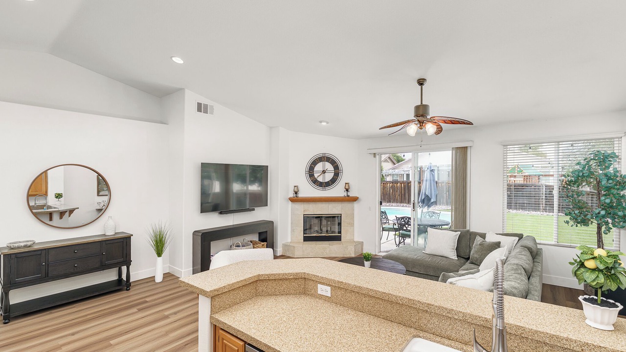 Photo of Livingroom in Hemet