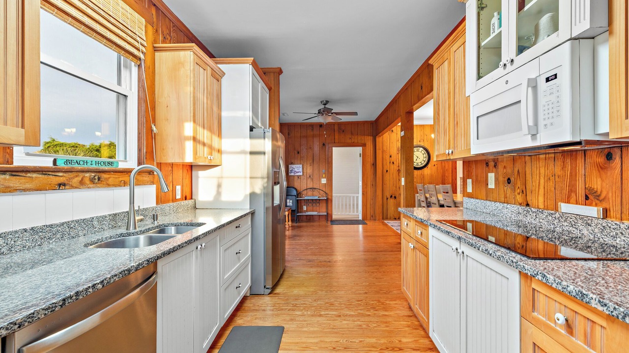 Photo of Kitchen in Caswell Beach
