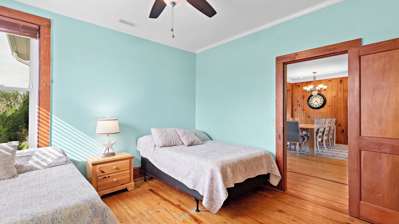 Photo of Bedroom in Caswell Beach