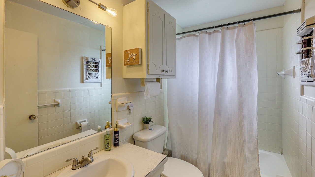 Photo of Bathroom in Grambling