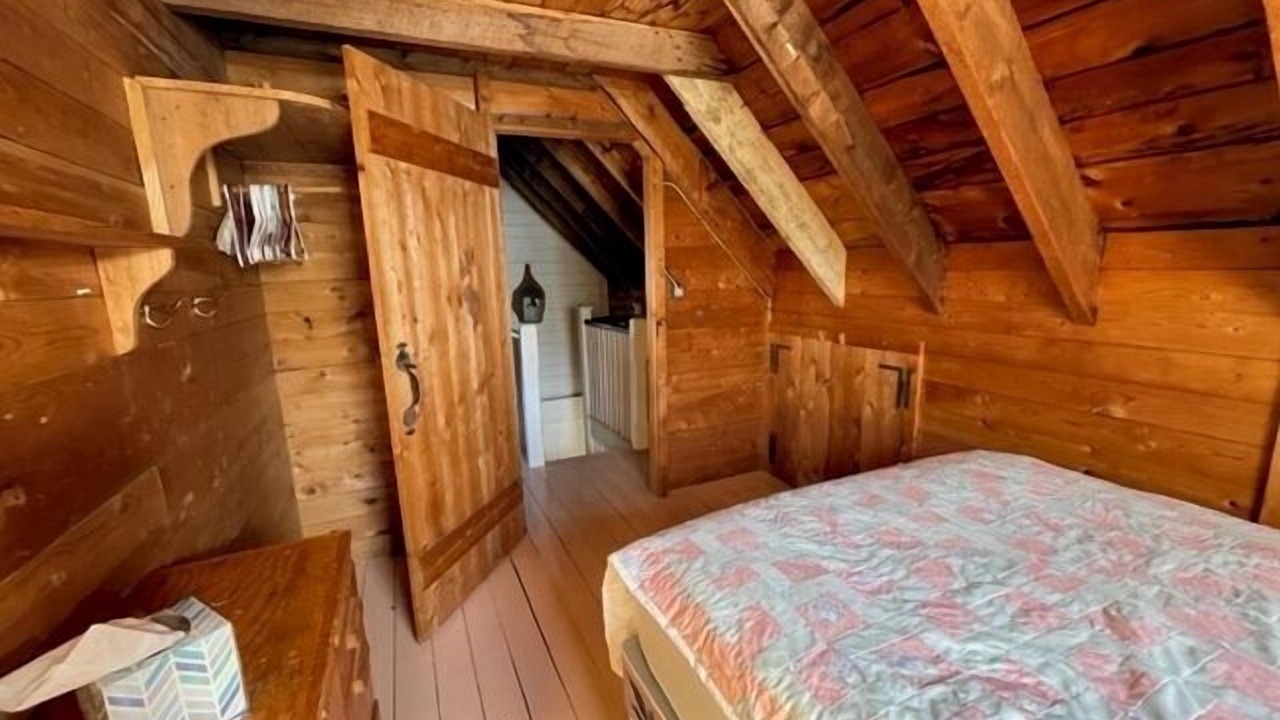 Photo of Bedroom in Perry