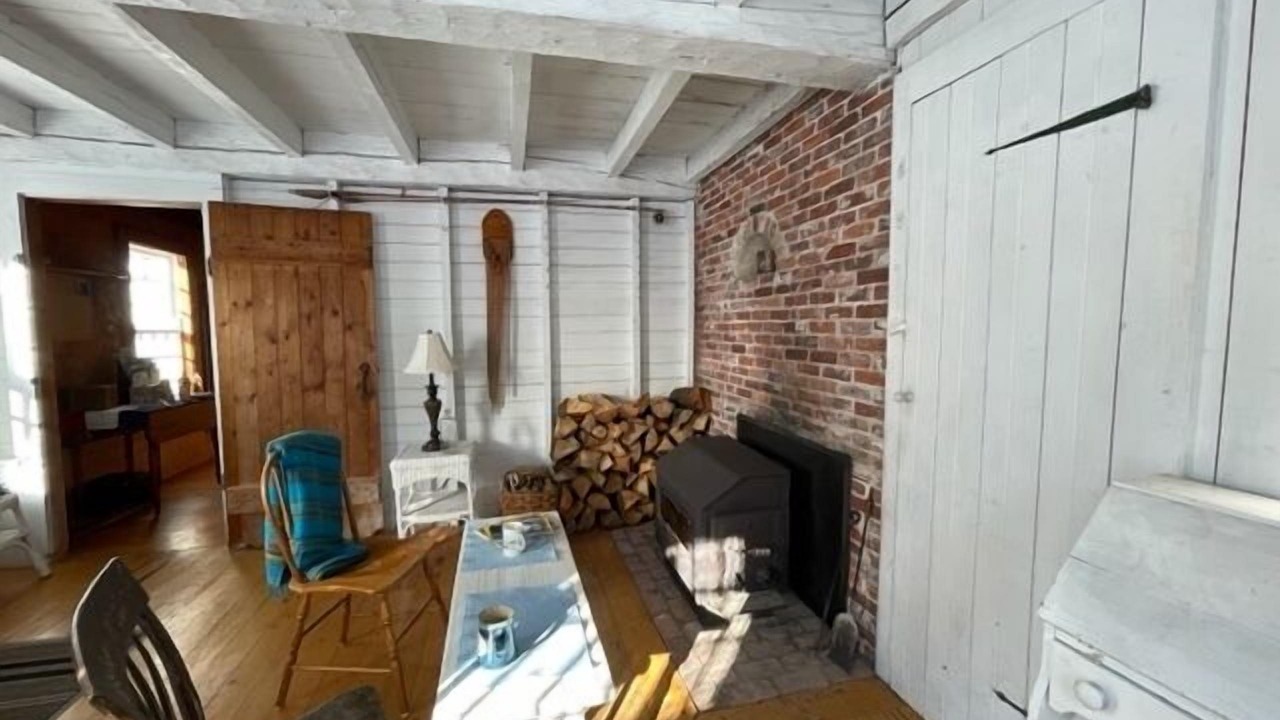 Photo of Livingroom in Perry