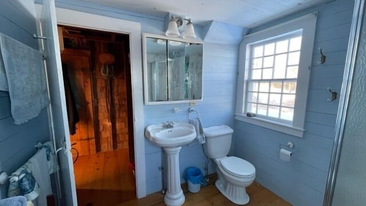 Photo of Bathroom in Perry