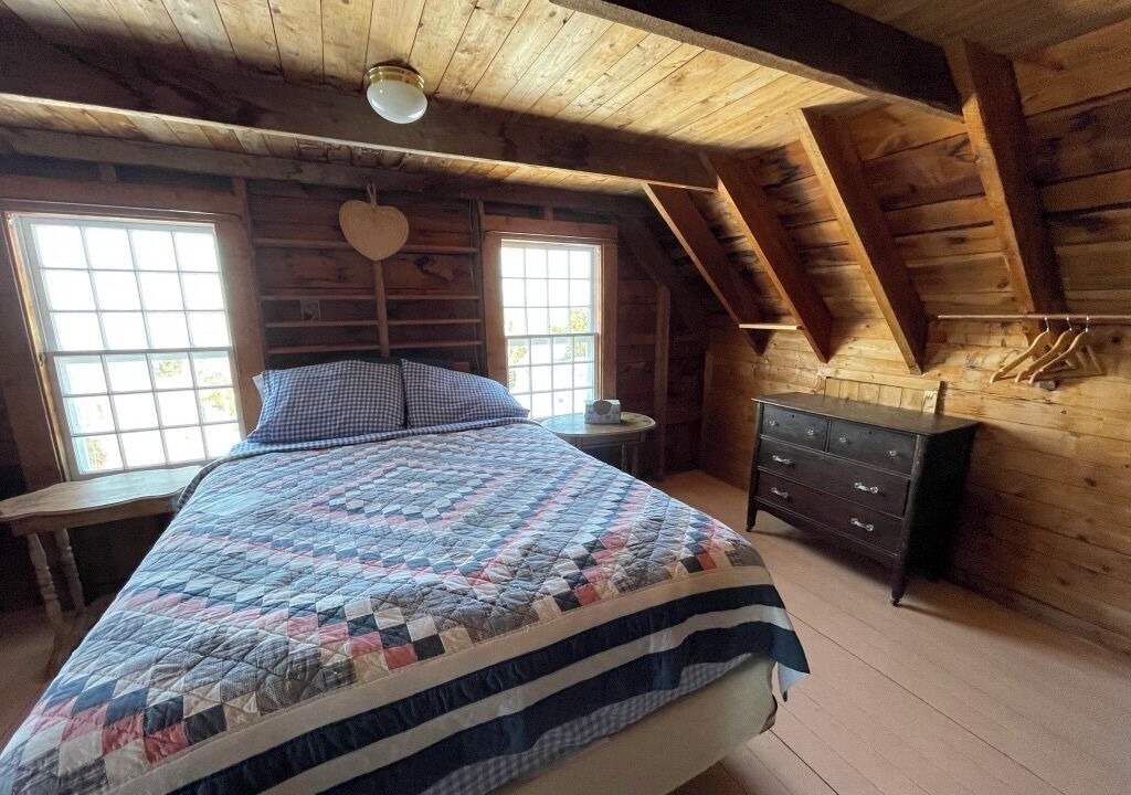 Photo of Bedroom in Perry