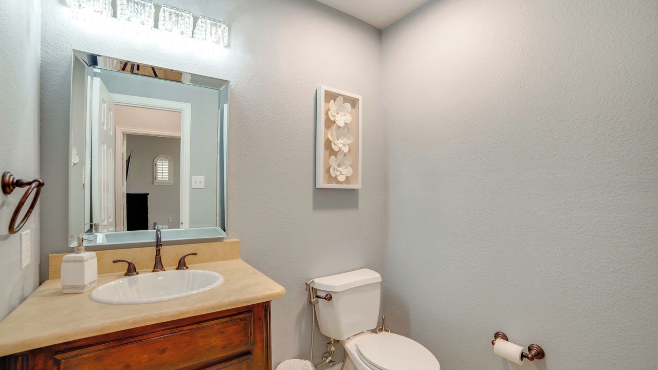 Photo of Bathroom in Allen