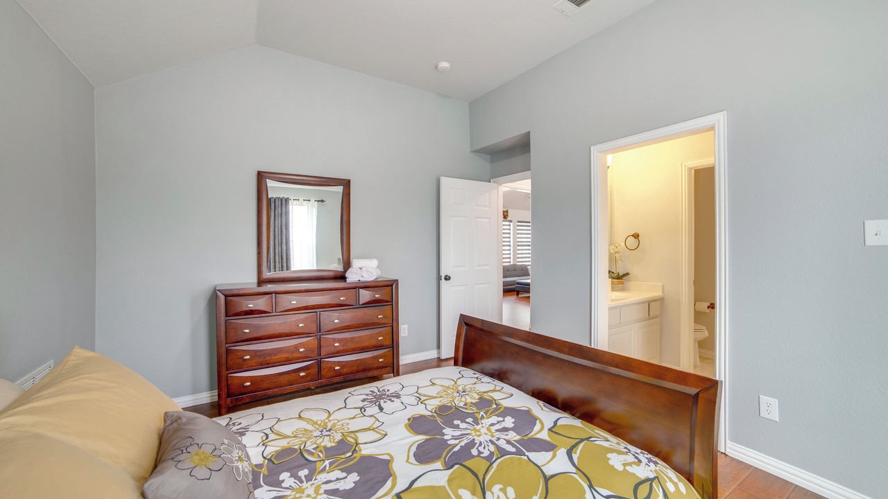 Photo of Bedroom in Allen