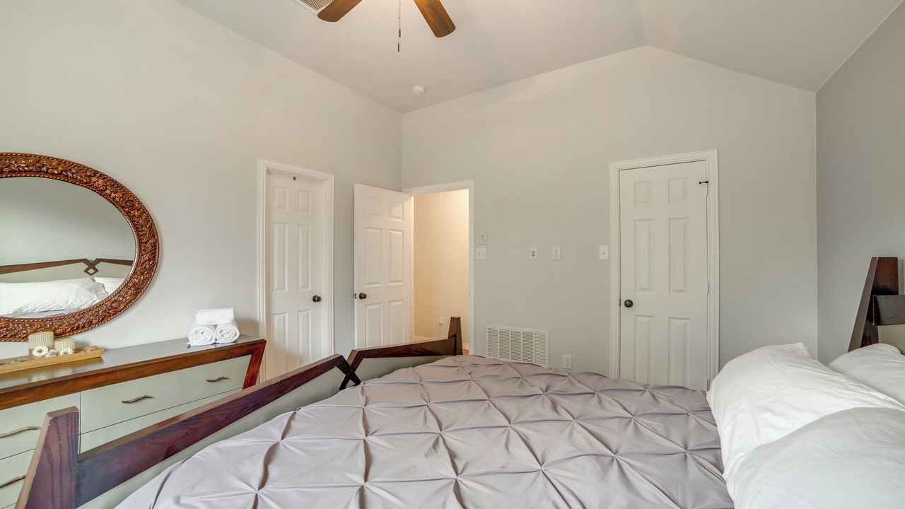 Photo of Bedroom in Allen