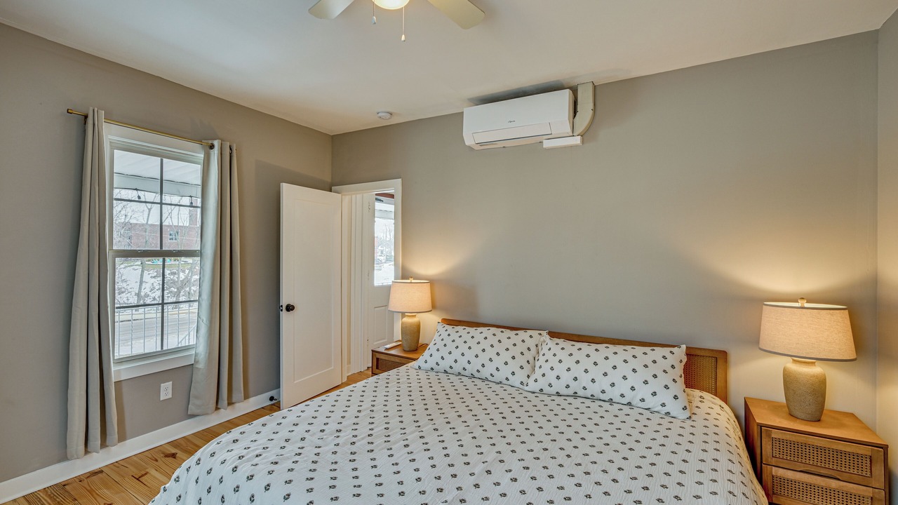 Photo of Bedroom in South Haven