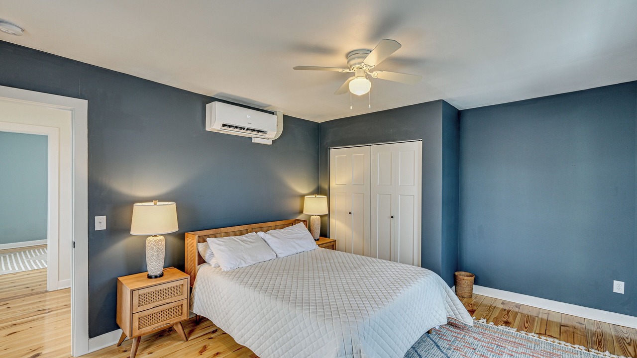 Photo of Bedroom in South Haven