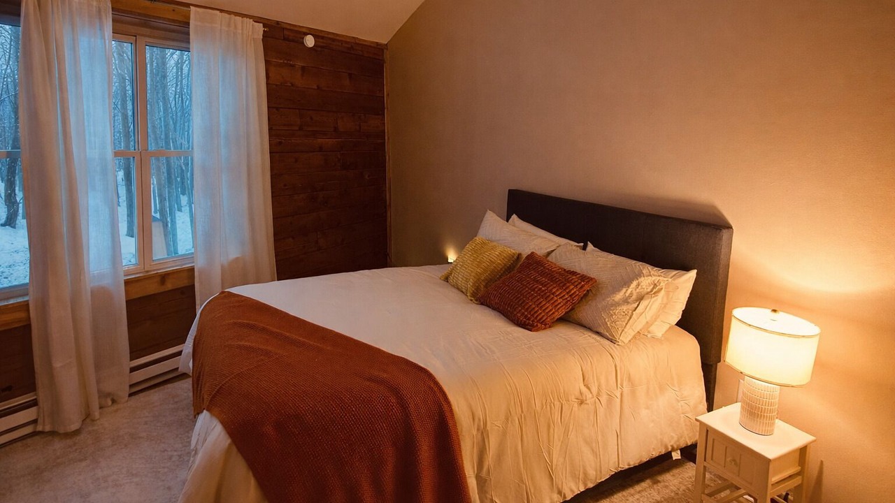 Photo of Bedroom in Pocono Lake