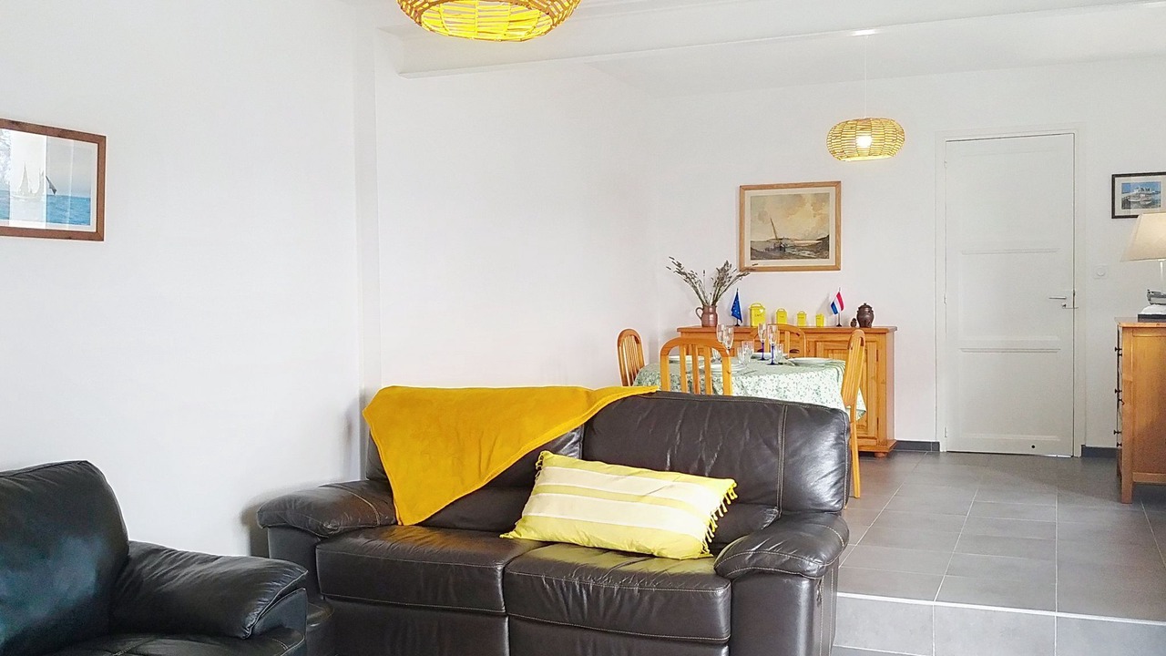 Photo of Livingroom in Longues-sur-Mer