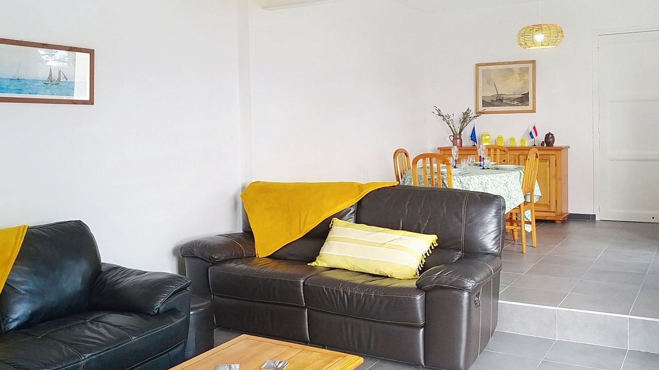 Photo of Livingroom in Longues-sur-Mer