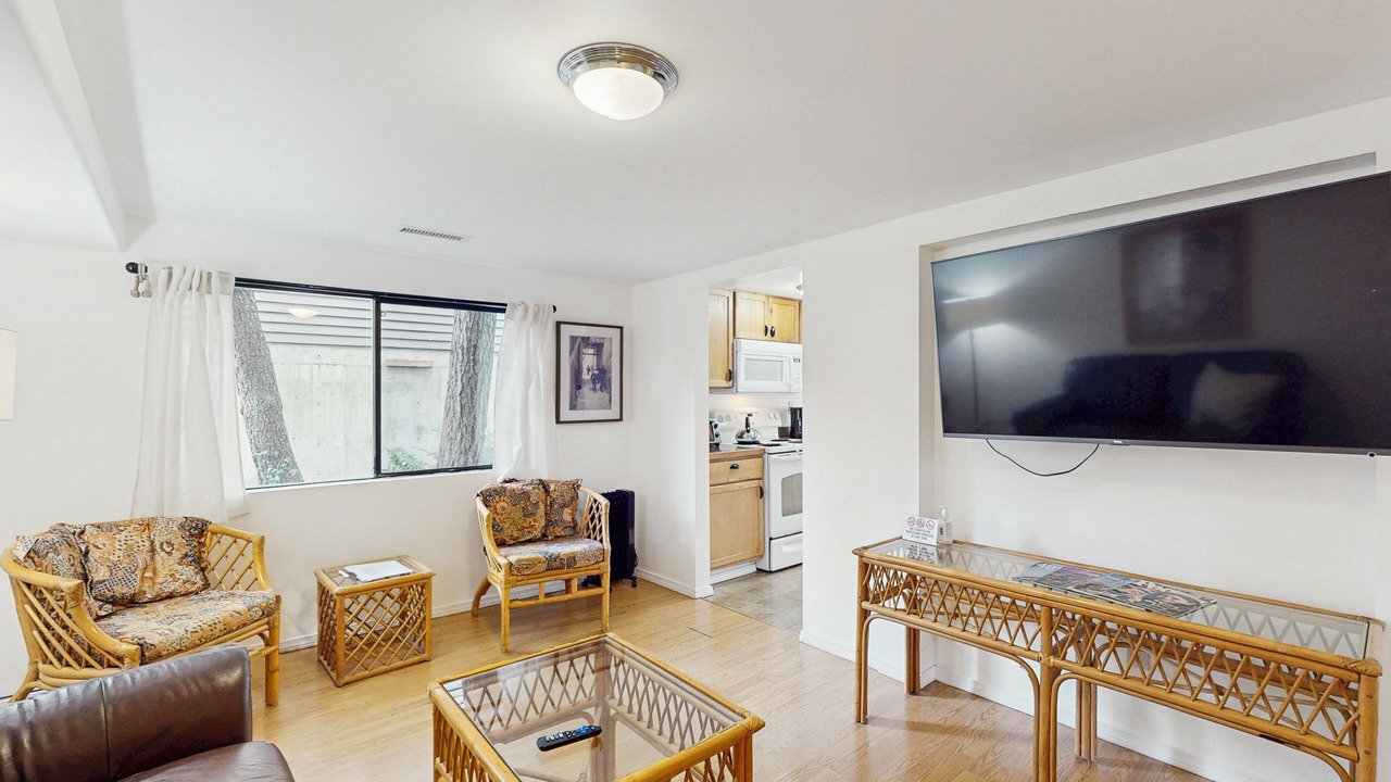 Photo of Livingroom in North Beach/Blue Ridge