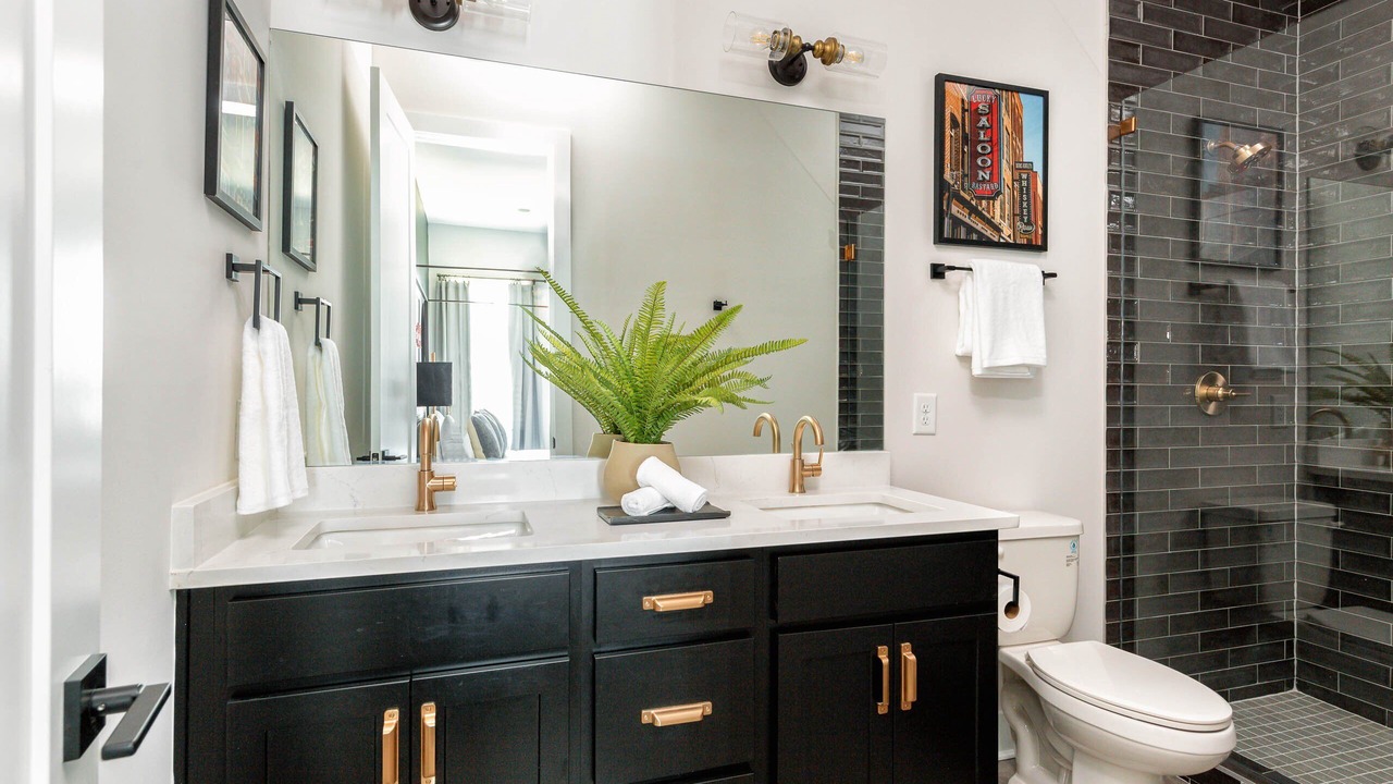 Photo of Bathroom in Edgehill