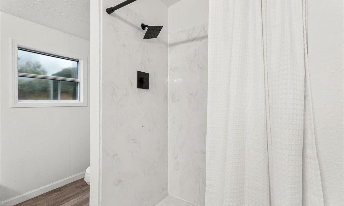 Photo of Bathroom in Canyon Lake