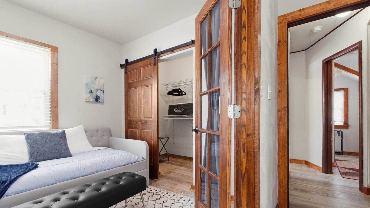 Photo of Bedroom in Erie