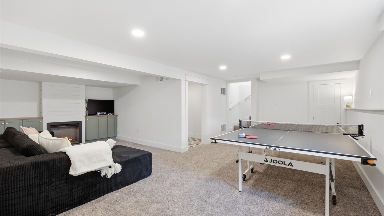 Photo of Livingroom in Merriam
