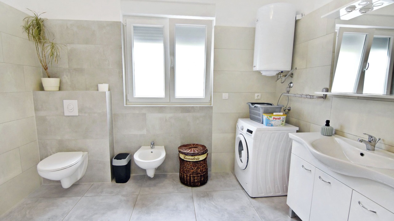 Photo of Bathroom in Radini