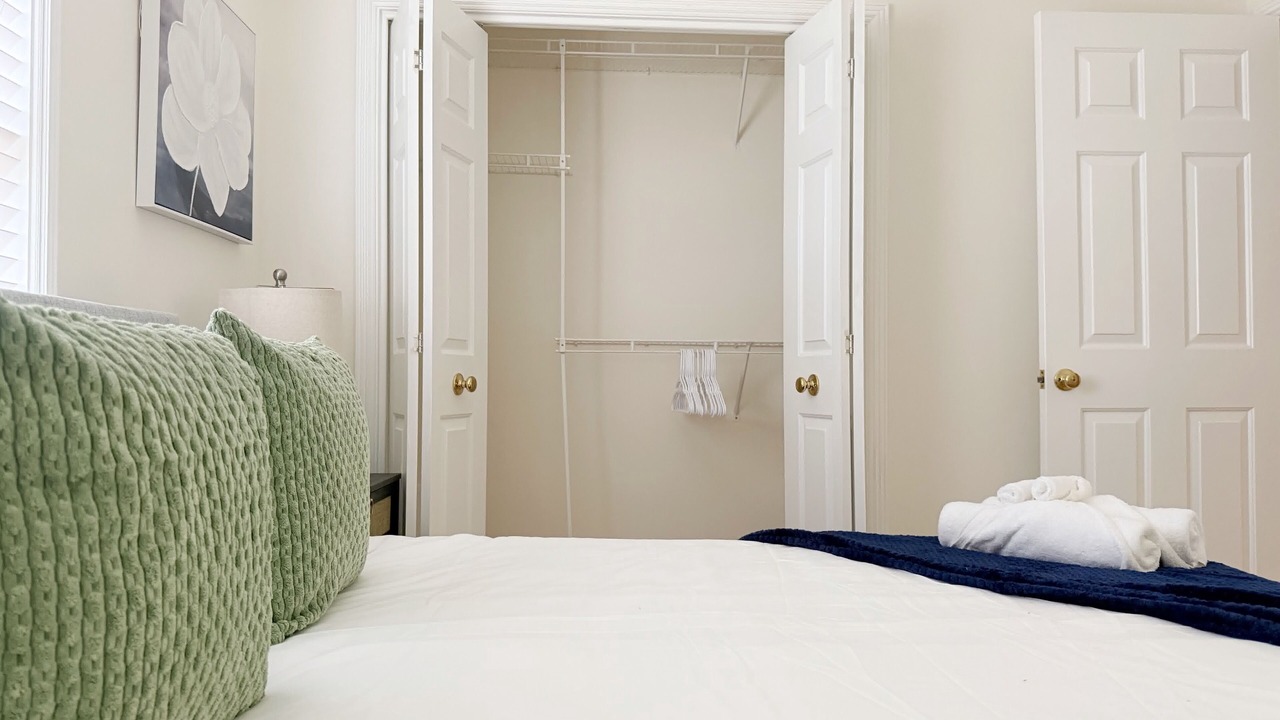 Photo of Bedroom in Evansville