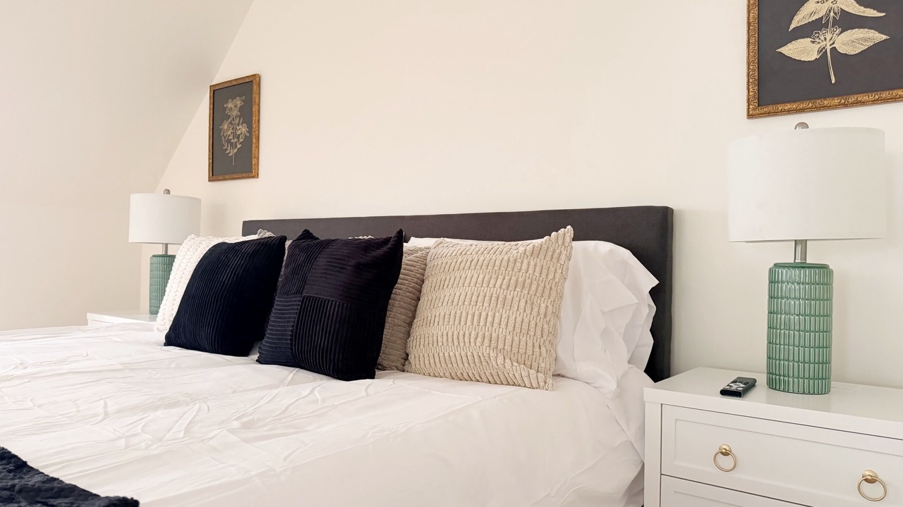 Photo of Bedroom in Evansville