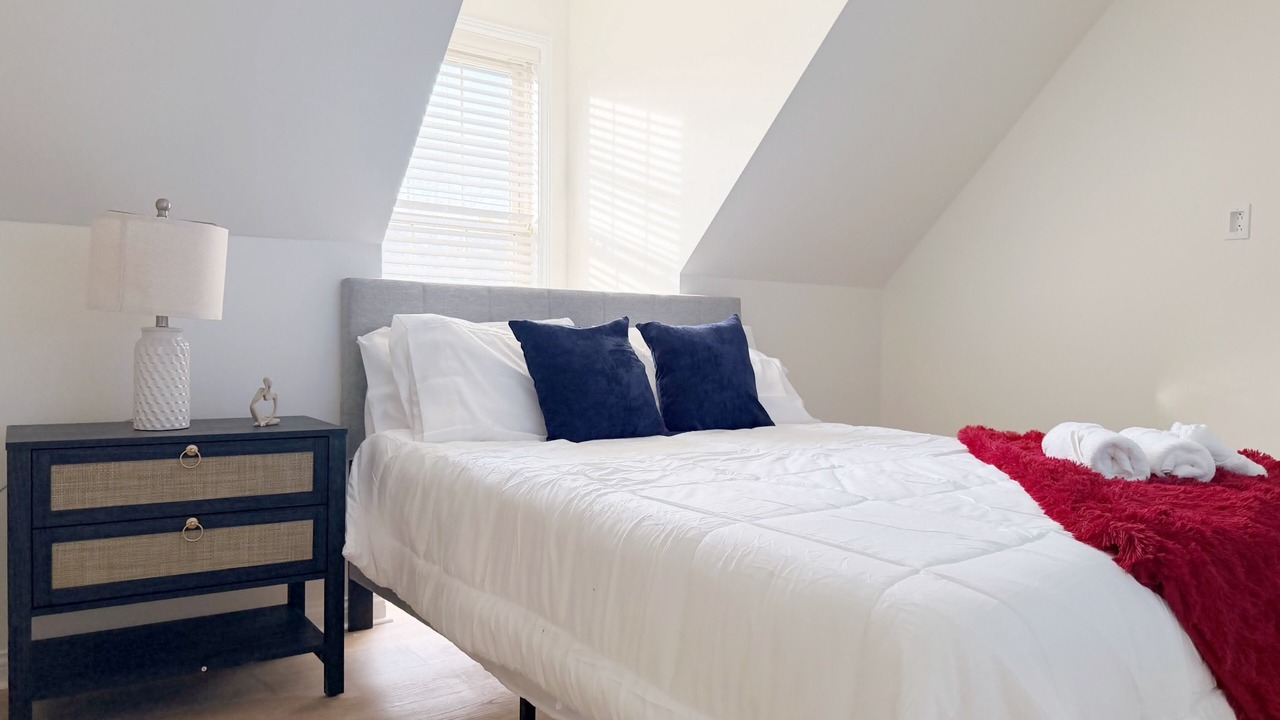 Photo of Bedroom in Evansville