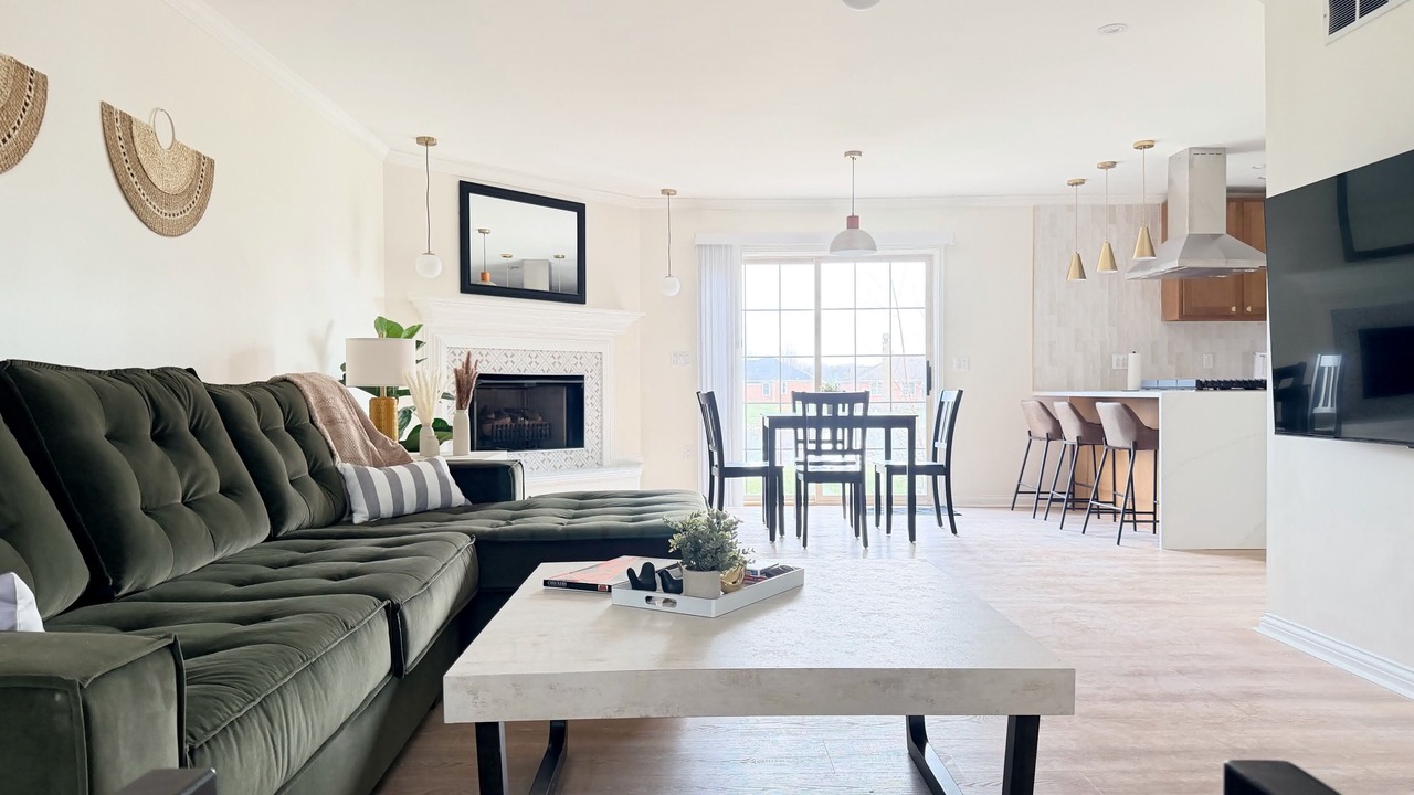 Photo of Livingroom in Evansville
