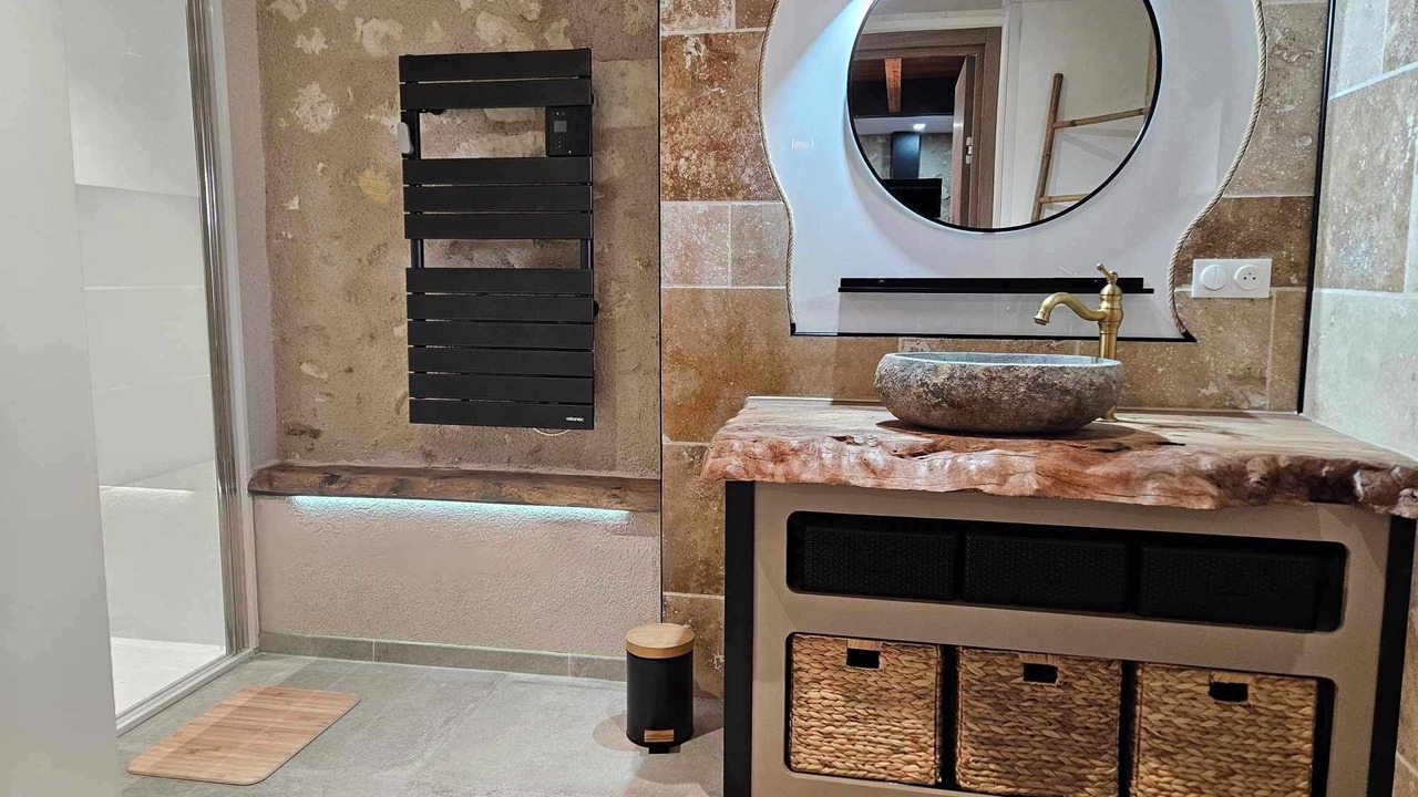 Photo of Bathroom in Parcay-les-Pins