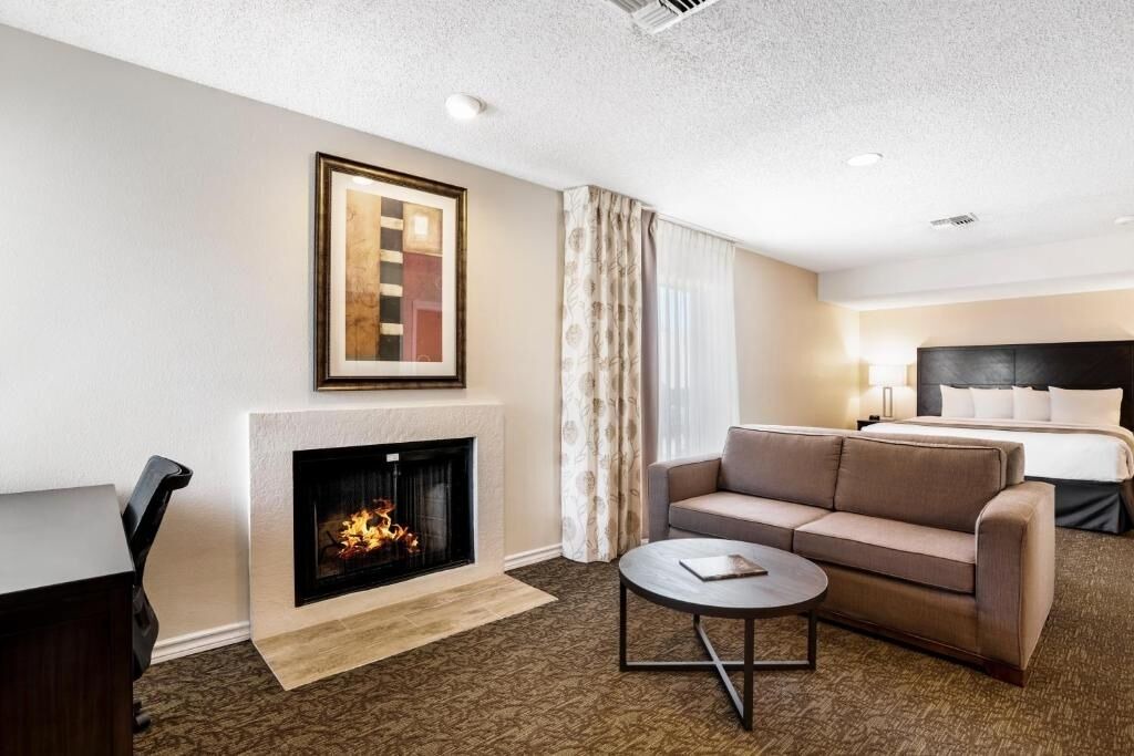 Photo of Livingroom in Biggs Field