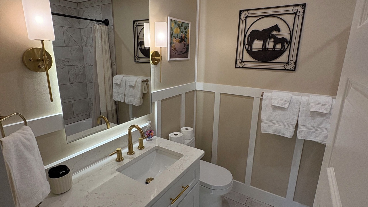 Photo of Bathroom in Fort King District