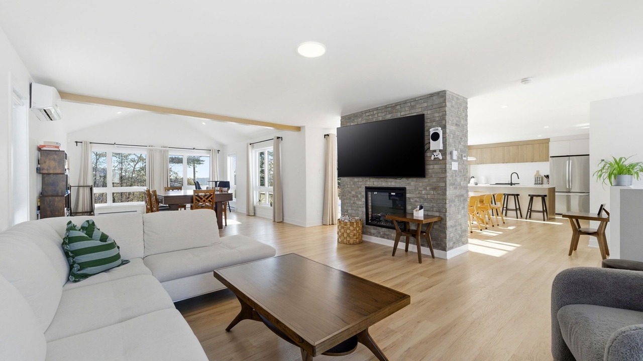 Photo of Livingroom in Saint Come