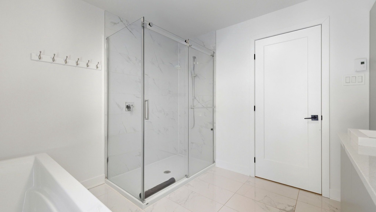 Photo of Bathroom in Saint Come