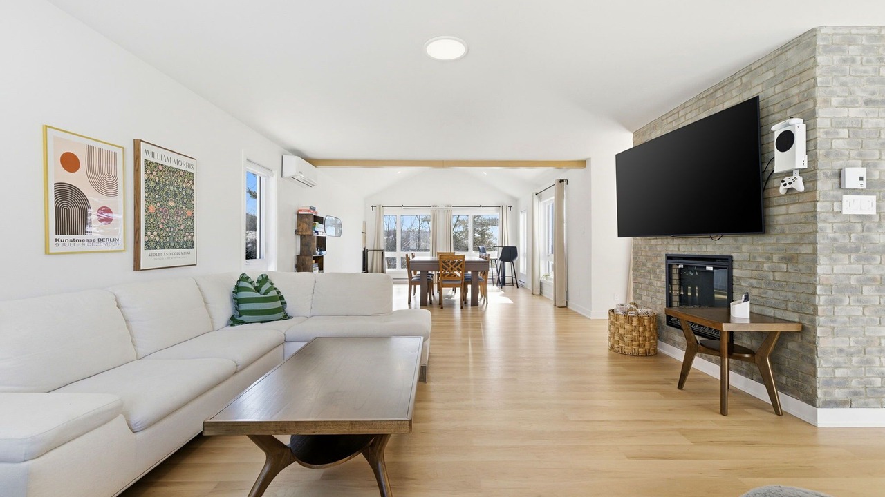 Photo of Livingroom in Saint Come
