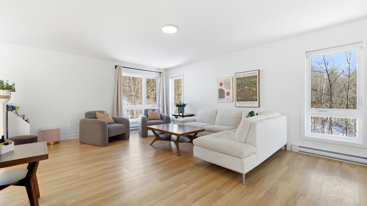 Photo of Livingroom in Saint Come