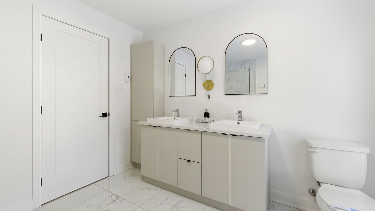 Photo of Bathroom in Saint Come